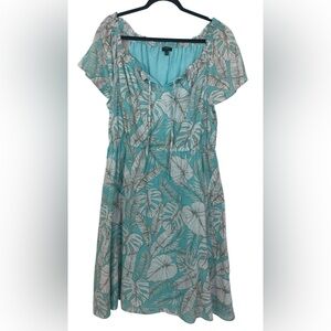 Talbots Fit & Flare Dress Sketched Leaves Baby Blue Beachy Vacation Sz 12 Petite